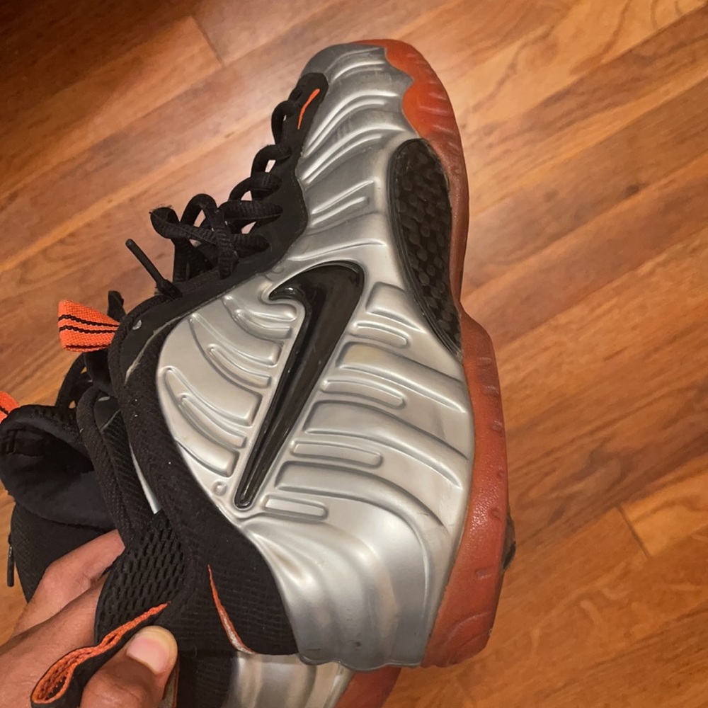 Shoes - Picture 4 of 5